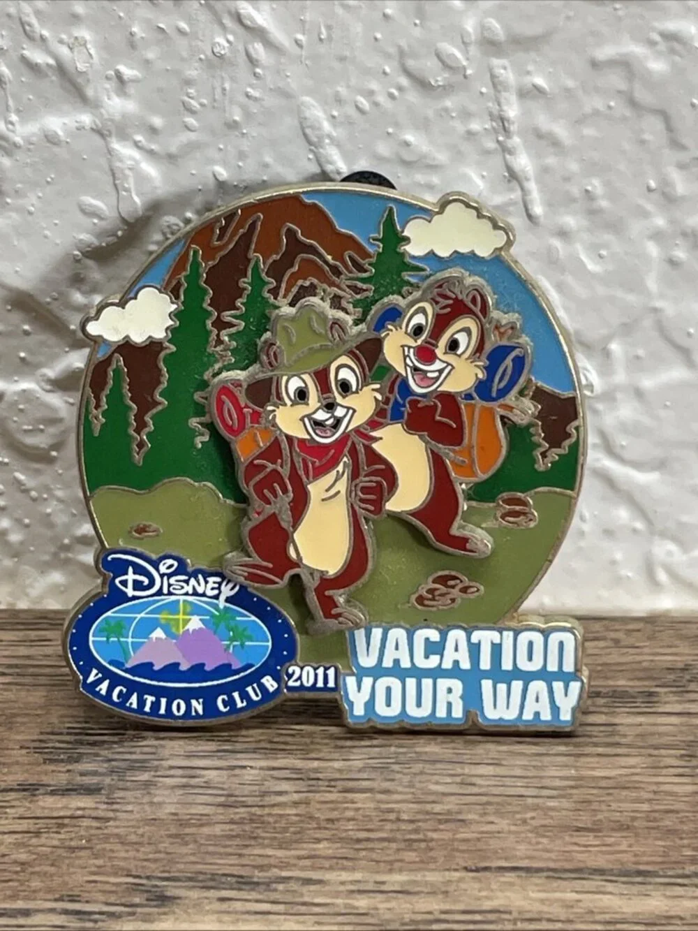 Disney Pin Disney Vacation Club Vacation Your Way Chip & Dale LE 2000 2011 KG JD